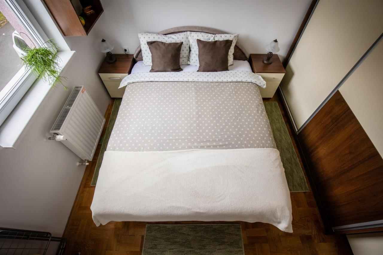 Crystal Apartment 수보티차 외부 사진